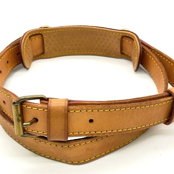 Louis Vuitton Tan Leather Belt with Gold Accents - Picture 2 of 14